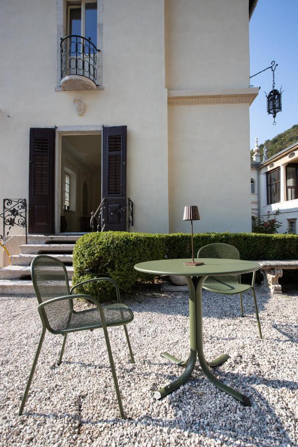 Villa Sizzo Relais B&B Trento Luaran gambar